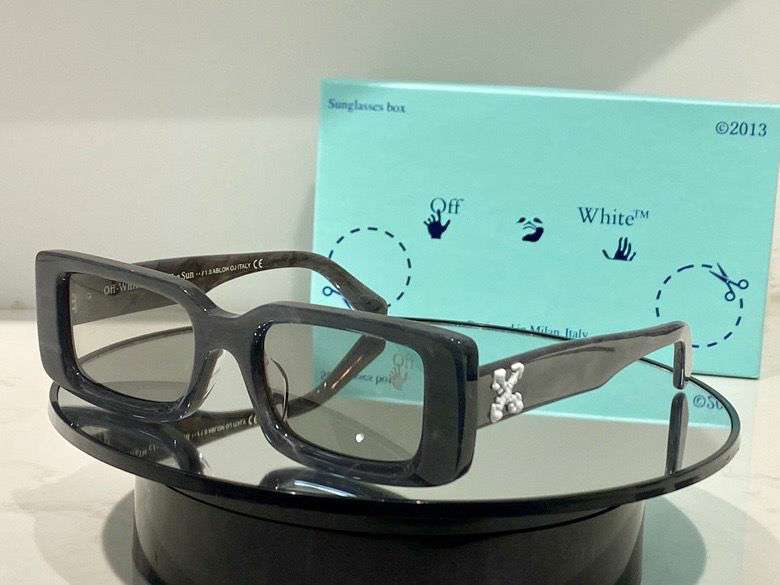 Picture of OFF White Sunglasses _SKUfw40542334fw